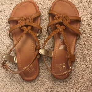 Brown braided strap sandals